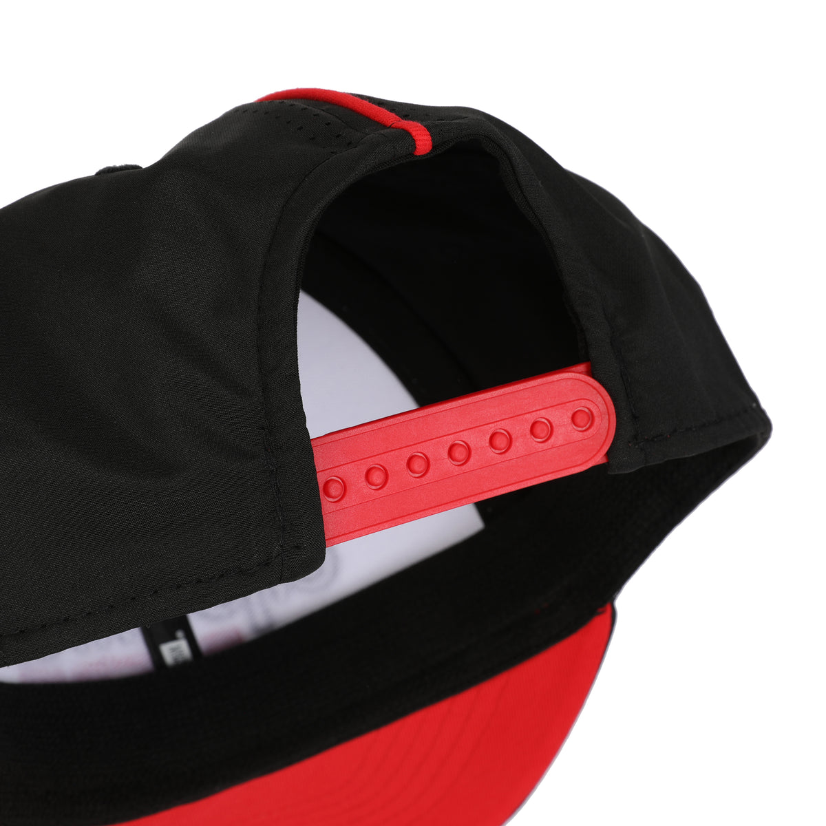 Aprilia 9Seventy White Cap
